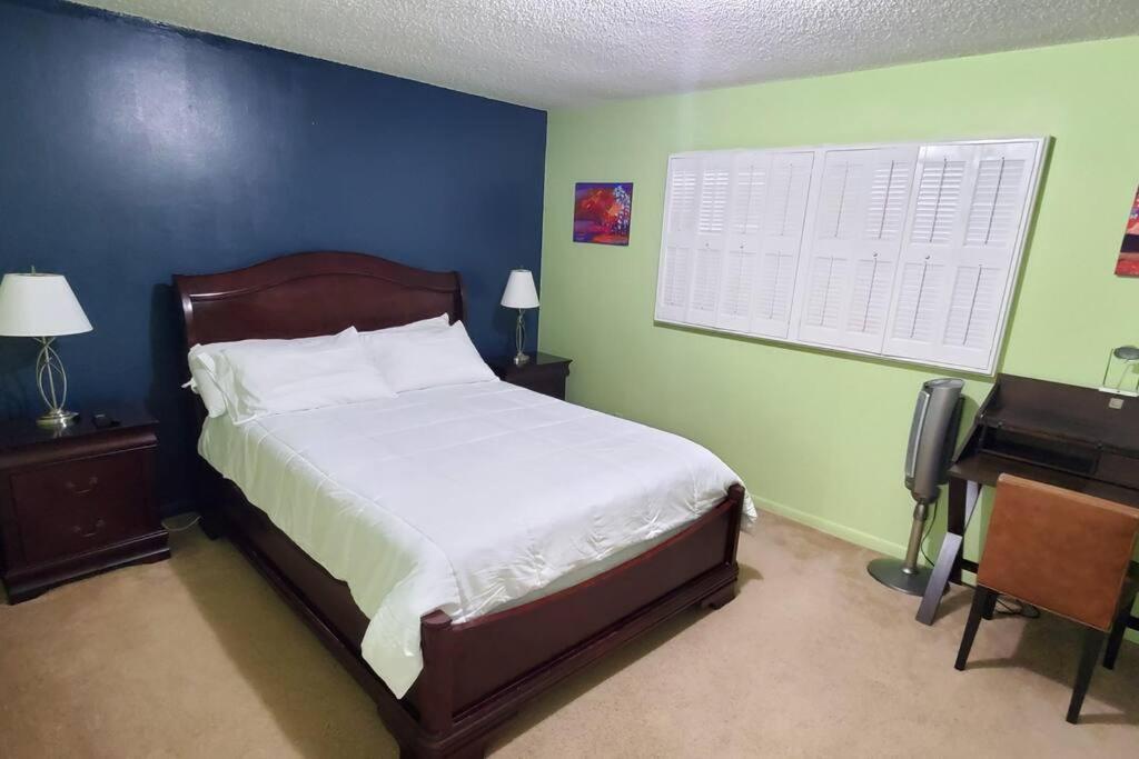 Apartamento Fully Furnished, Beautiful, Spacious Two Bedroom *