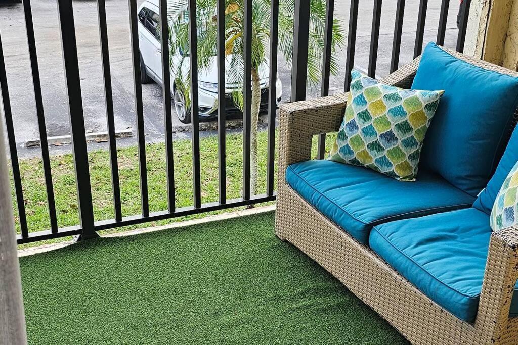 Fully Furnished, Beautiful, Spacious Two Bedroom Lauderhill